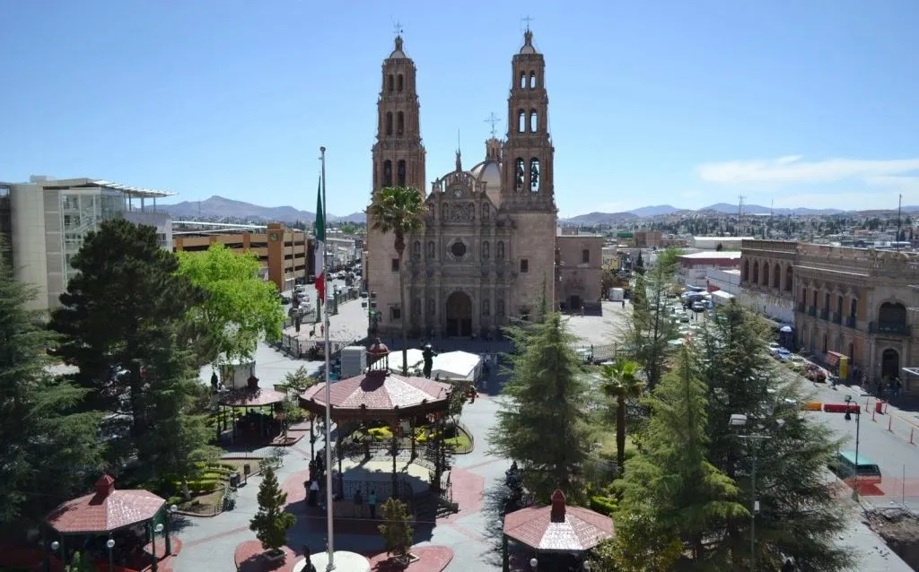 Chihuahua turismo muestra Barrancas del Cobre, Chepe Express y paisajes naturales únicos del norte de México