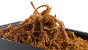 Platillos típicos de Chihuahua como machaca, discada y queso menonita representan la gastronomía del norte de México