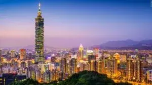 Chihuahua en Taiwán con estudiantes interesados en programas académicos y tecnológicos internacionales