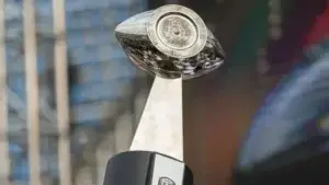 Tazón México 2026 Chihuahua con estadio iluminado y ambiente de futbol americano profesional