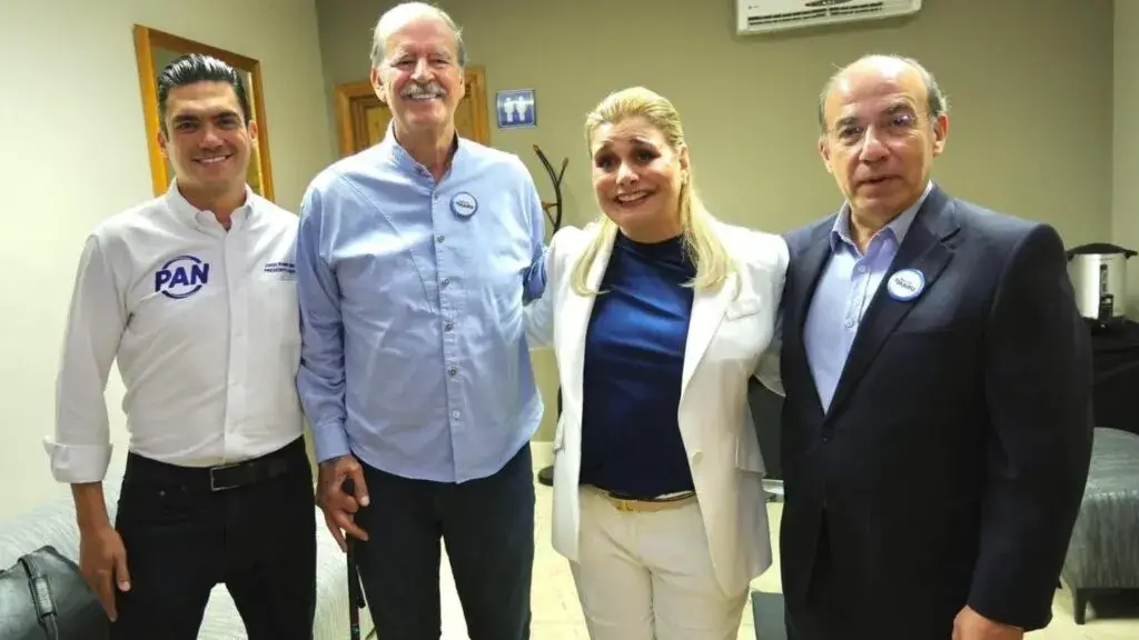 Dirigentes nacionales y militantes durante evento político del PAN realizado en Expo Chihuahua.