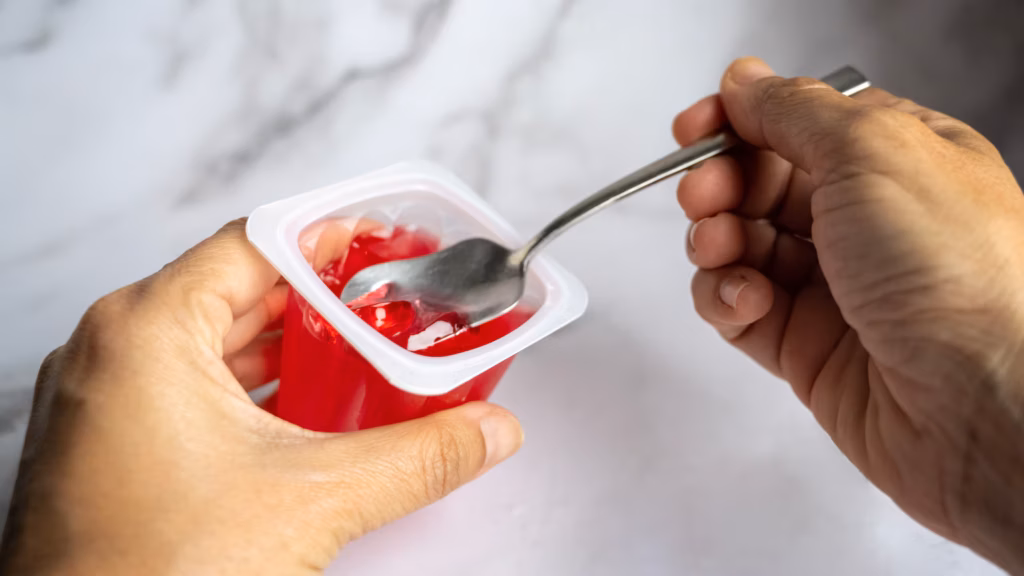 México prohibió el colorante Rojo 3, un aditivo presente en dulces, bebidas y alimentos procesados que ahora deberá ser sustituido.